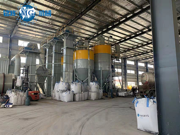 石膏抹灰機(jī)器廠家專業(yè)解答，抹灰石膏砂漿如何解決空鼓、開裂問題?